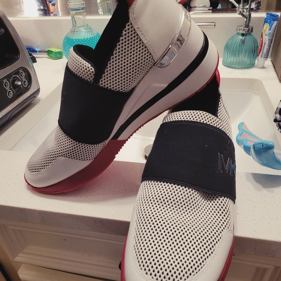 MK Michael Kors Sneakers slip on shoes white black & pink with heel - Picture 2 of 9